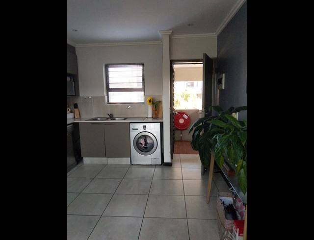 2 BEDROOM APARTMENT FOR SALE IN LONEHILL
